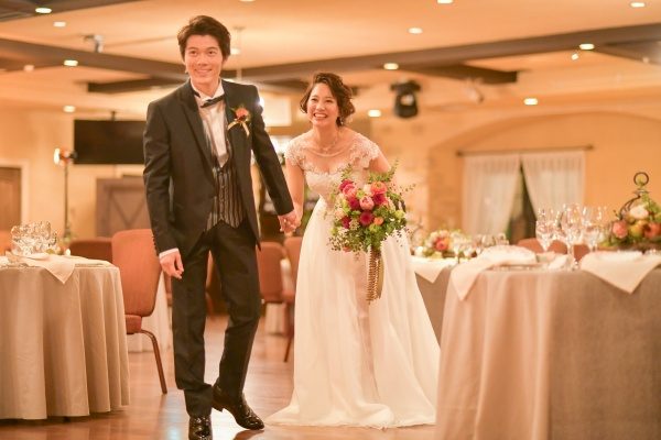 【結婚式のベストシーズン】 秋の結婚式が人気のワケ！